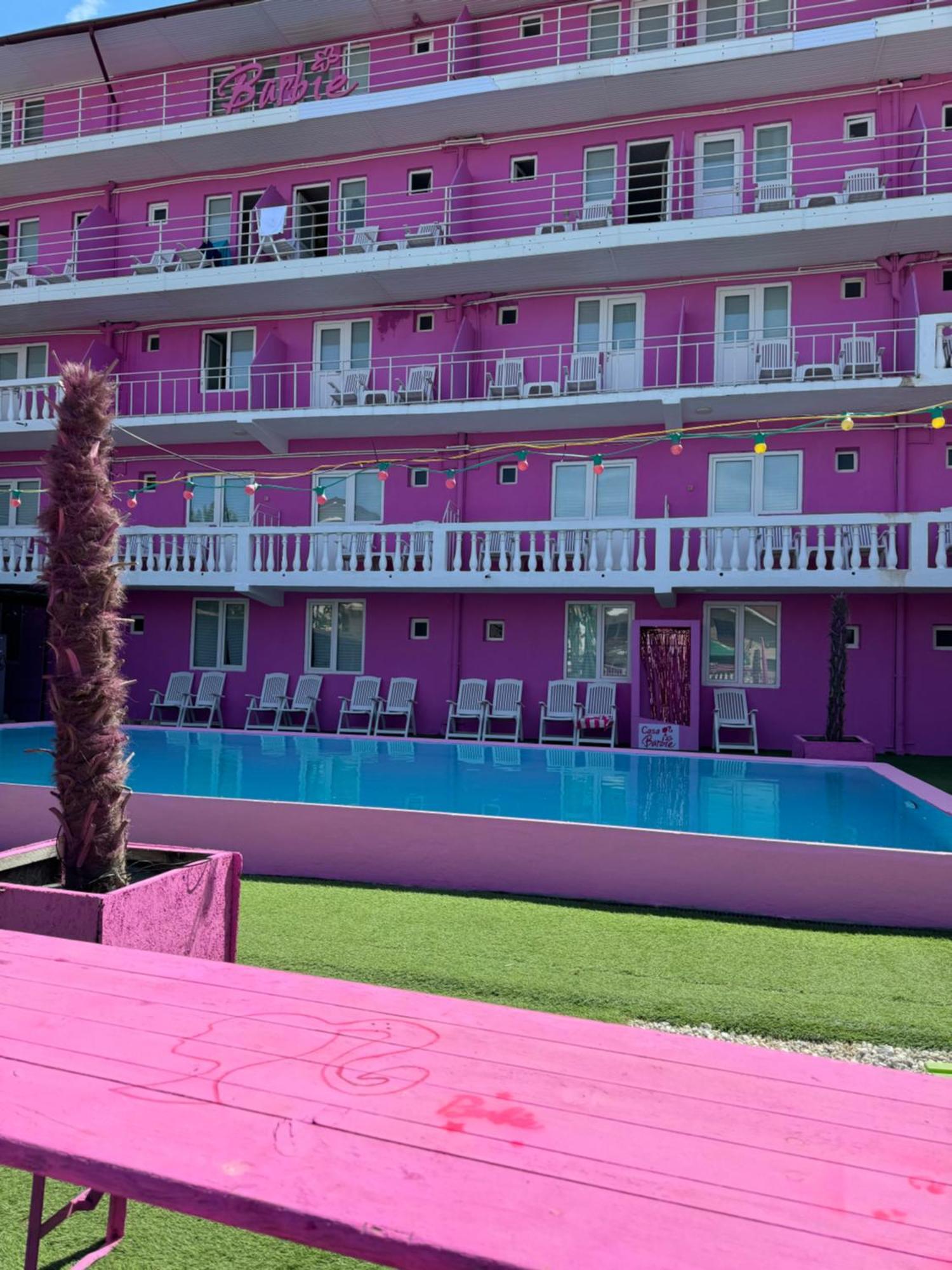 Casa Barbie Costinesti Vandrarhem Exteriör bild