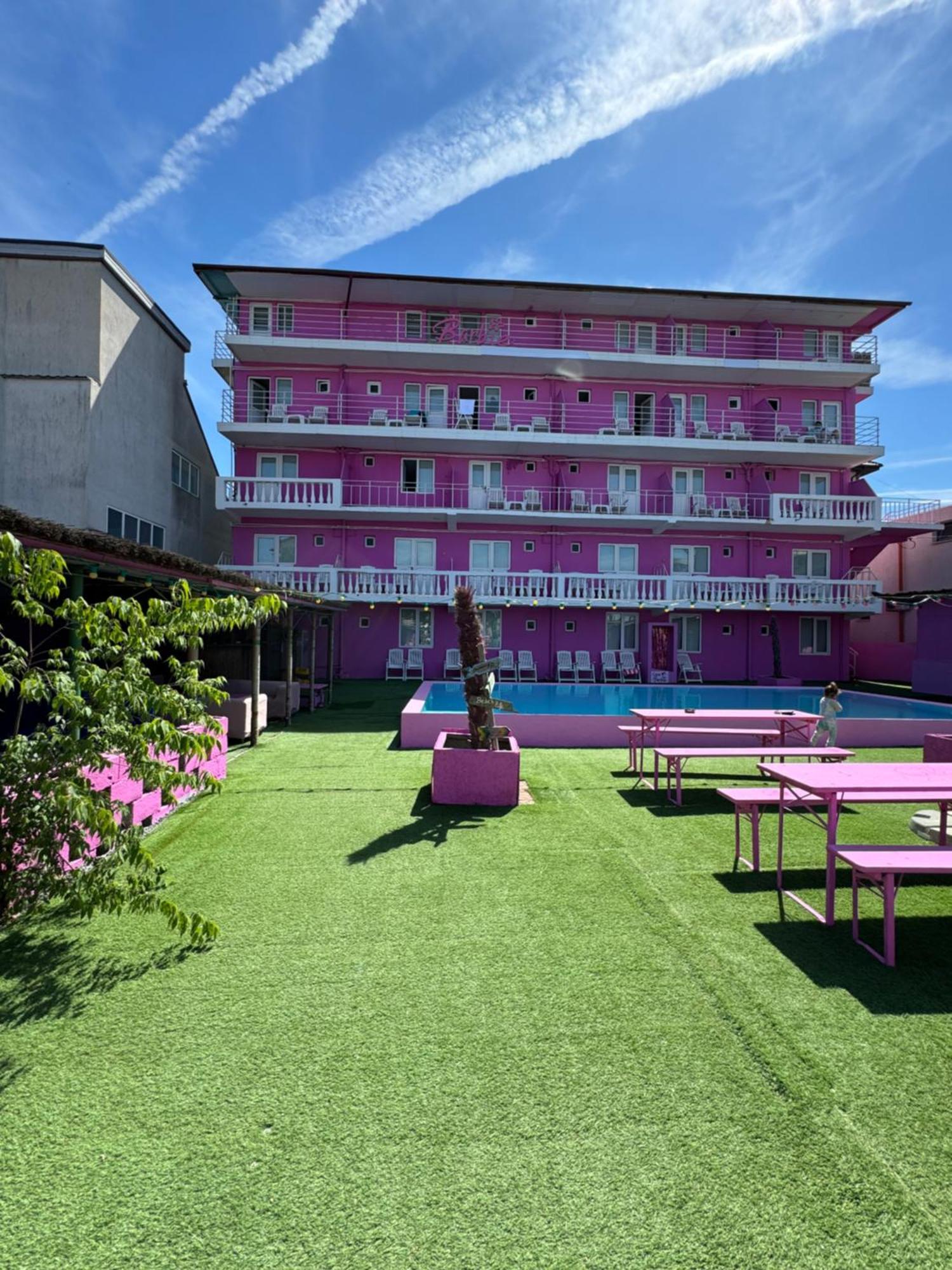 Casa Barbie Costinesti Vandrarhem Exteriör bild